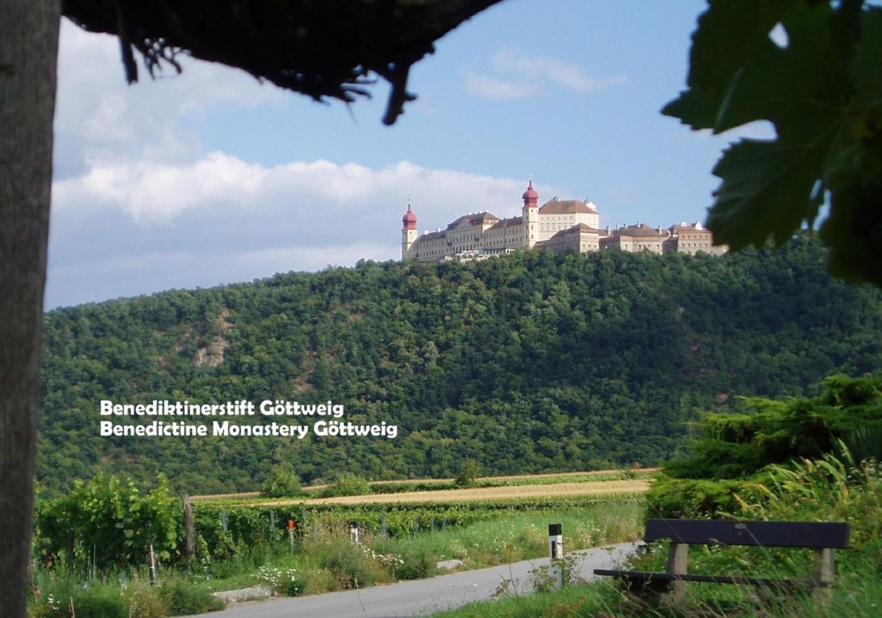 Gaestehaus Am Weinberg - Schlager Prinzersdorf Eksteriør bilde